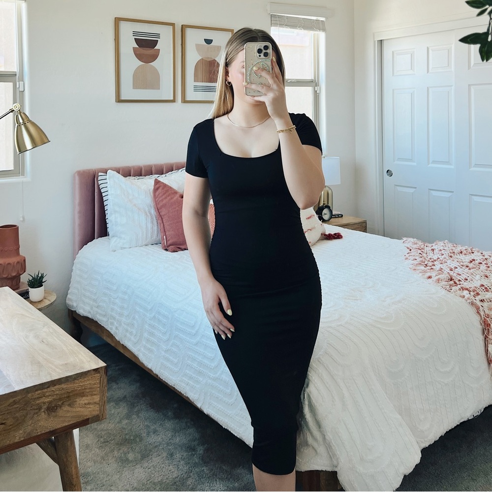 ANTISTAR black midi square neck short sleeve dress